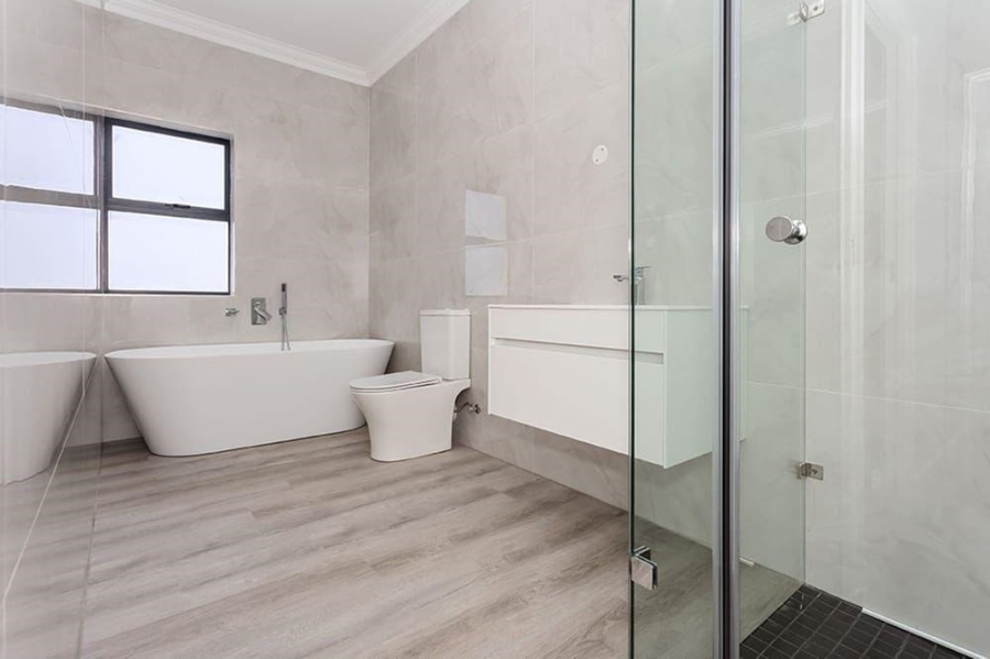 4 Bedroom Property for Sale in Sandown Western Cape